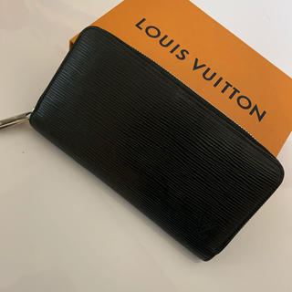 ルイヴィトン(LOUIS VUITTON)の【美品・2018年製】ルイ・ヴィトン　エピ  ジッピー長財布(財布)