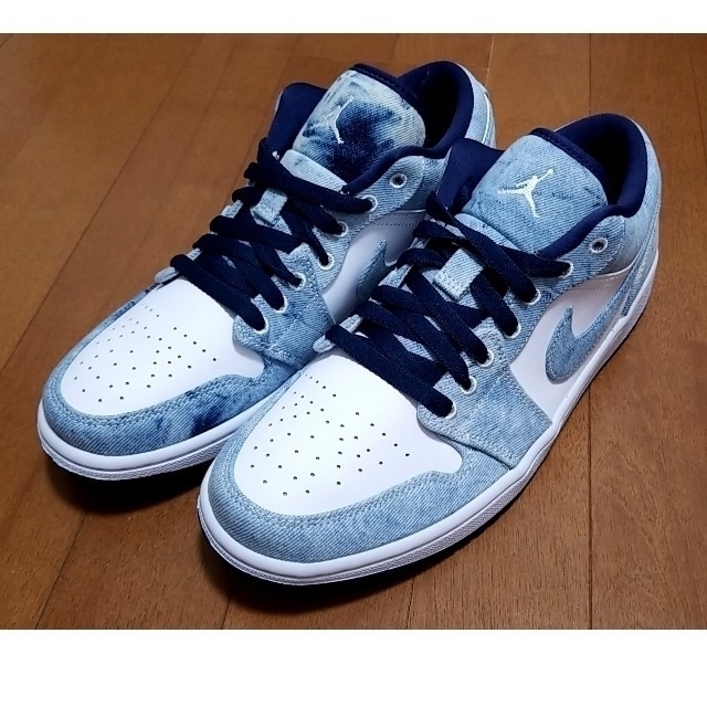 NIKE(ナイキ)のNIKE AIR JORDAN 1 LOW SE WASHED DENIM メンズの靴/シューズ(スニーカー)の商品写真