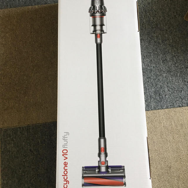 Dyson Cyclone V10 Fluffy 数量限定 BlkEdition | wic-capital.net
