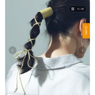 ウィゴー(WEGO)のレザーヘアリボン イエロー(バレッタ/ヘアクリップ)