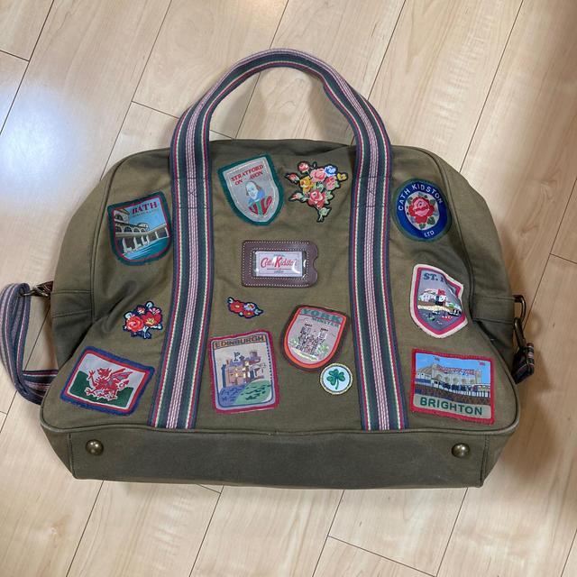 Cath Kidston(キャスキッドソン)のキャスキッドソン　ワッペンボストンバック　大サイズ レディースのバッグ(ボストンバッグ)の商品写真