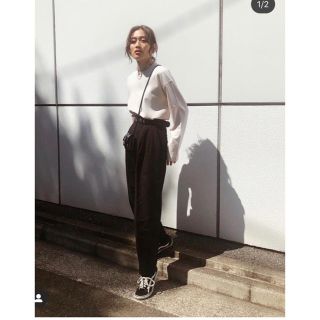 マウジー(moussy)のMOUSSY LOOSE TAPERED パンツ 今日までお値下げします！(カジュアルパンツ)