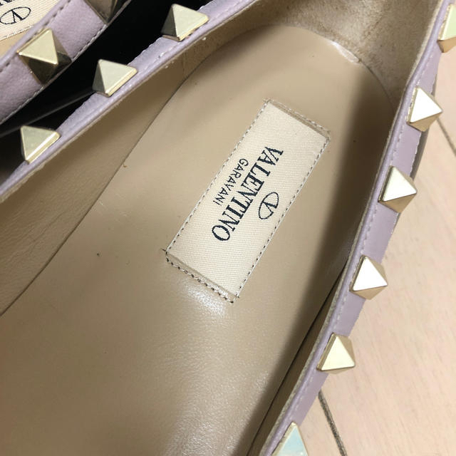 VALENTINO(ヴァレンティノ)のヴァレンティノ　パンプス レディースの靴/シューズ(バレエシューズ)の商品写真