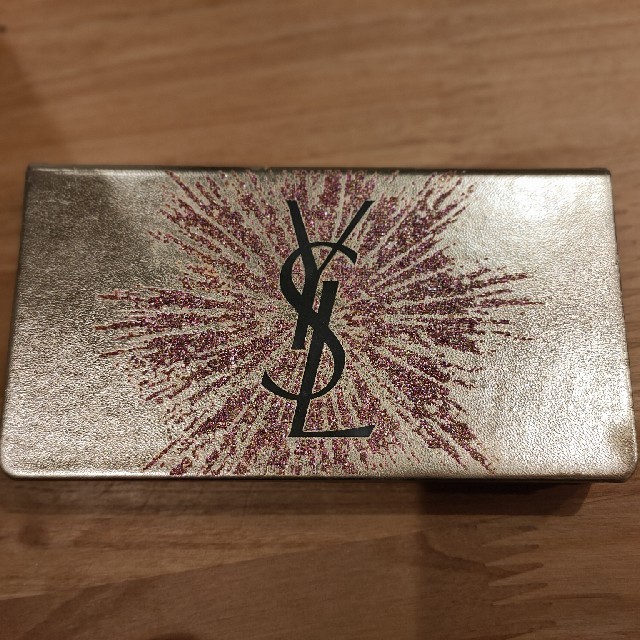 Yves Saint Laurent Beaute(イヴサンローランボーテ)のイブサンローラン　コスメパレット コスメ/美容のキット/セット(コフレ/メイクアップセット)の商品写真