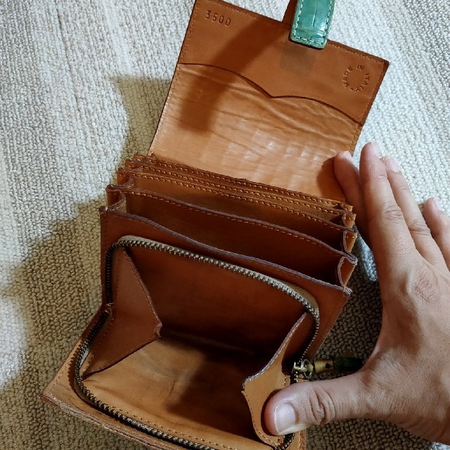 フェリージ　折り財布（コロコロ）ライトブラウン　（値下げしました） 折り財布 生まれのブランドで