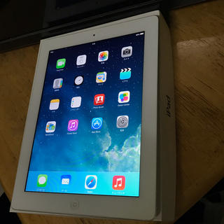 アイパッド(iPad)の準美品　iPad2 16GB  WiFiモデル　レアiOS7搭載(タブレット)