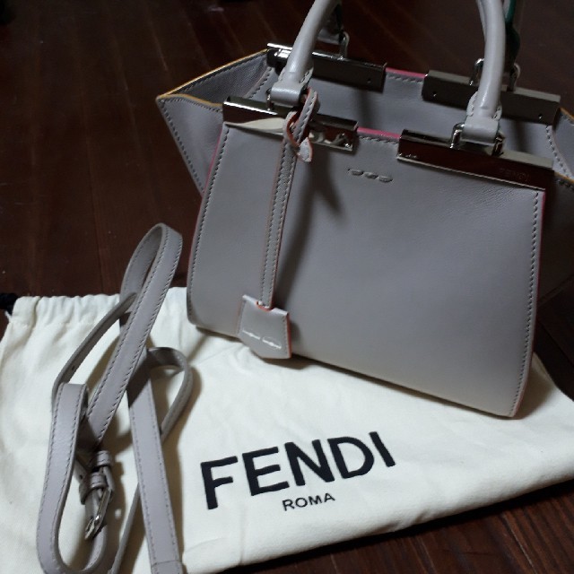 日本限定モデル】 FENDI フェンディ トロワジュール - ハンドバッグ