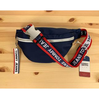 トミーヒルフィガー(TOMMY HILFIGER)の 未使用 トミーヒルフィガー トミージーンズ ボディバッグ サコッシュ(ボディバッグ/ウエストポーチ)