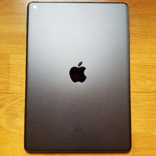 ipad　第７世代　32GB　スペースグレイ(タブレット)