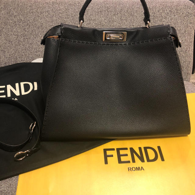 FENDI(フェンディ)のFENDI ピーカブーセレリア メンズのバッグ(トートバッグ)の商品写真