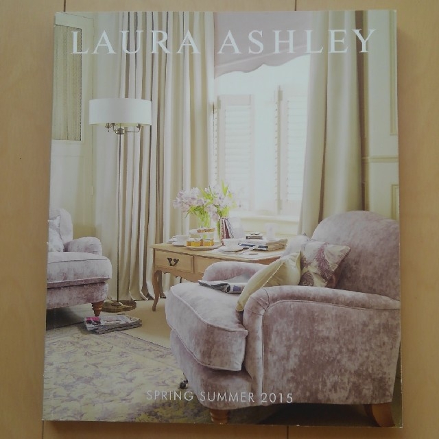 Laura Ashley Laura Ashley カタログの通販 By 鉄門海 S Shop ローラアシュレイならラクマ