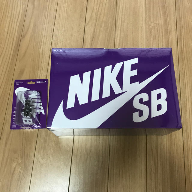 BE@RBRICK NIKE SB 2020 BLACK