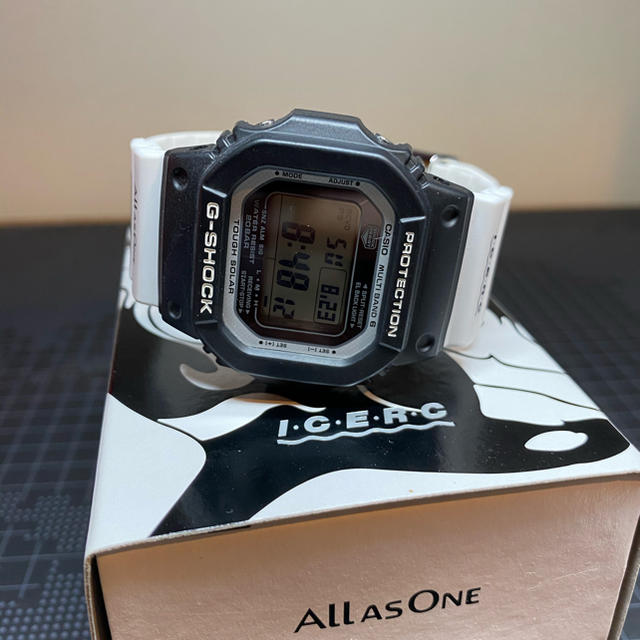 G-SHOCK(ジーショック)のG-SHOCK  イルクジ GW-M5610K-1JR メンズの時計(腕時計(デジタル))の商品写真