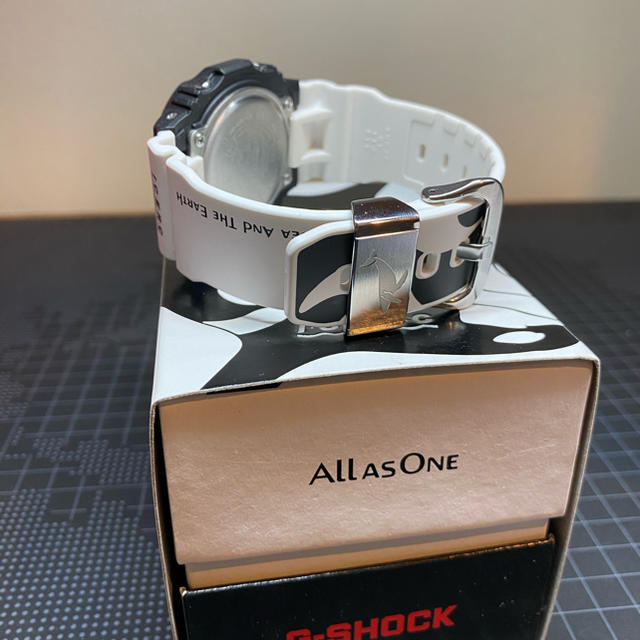 G-SHOCK(ジーショック)のG-SHOCK  イルクジ GW-M5610K-1JR メンズの時計(腕時計(デジタル))の商品写真