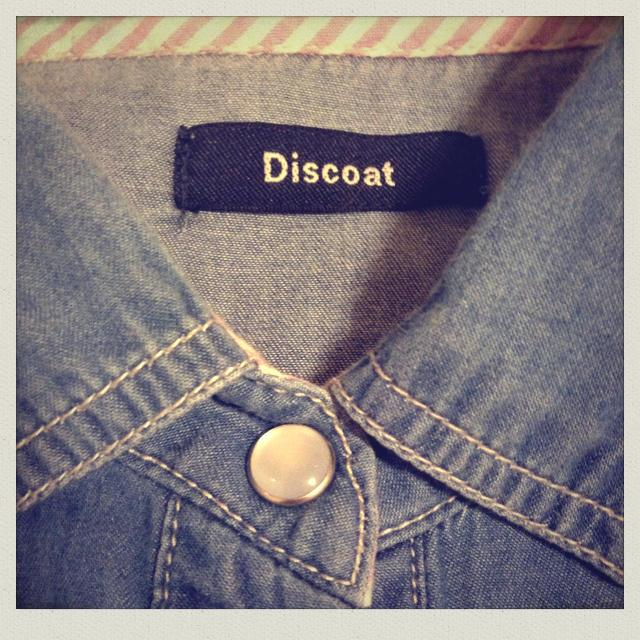 Discoat(ディスコート)のDiscoat / デニムシャツ レディースのトップス(シャツ/ブラウス(長袖/七分))の商品写真