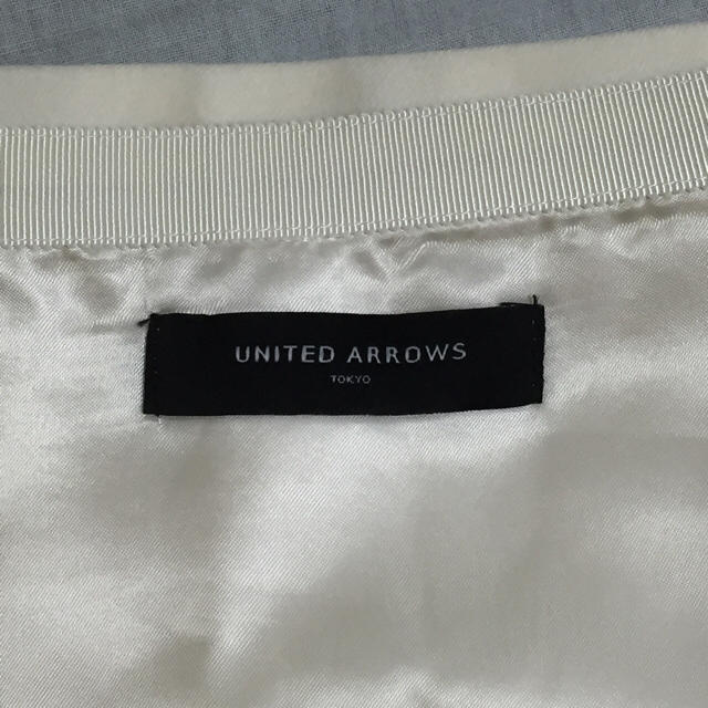 UNITED ARROWS(ユナイテッドアローズ)の新品 ユナイテッドアローズウールスカート レディースのスカート(ひざ丈スカート)の商品写真