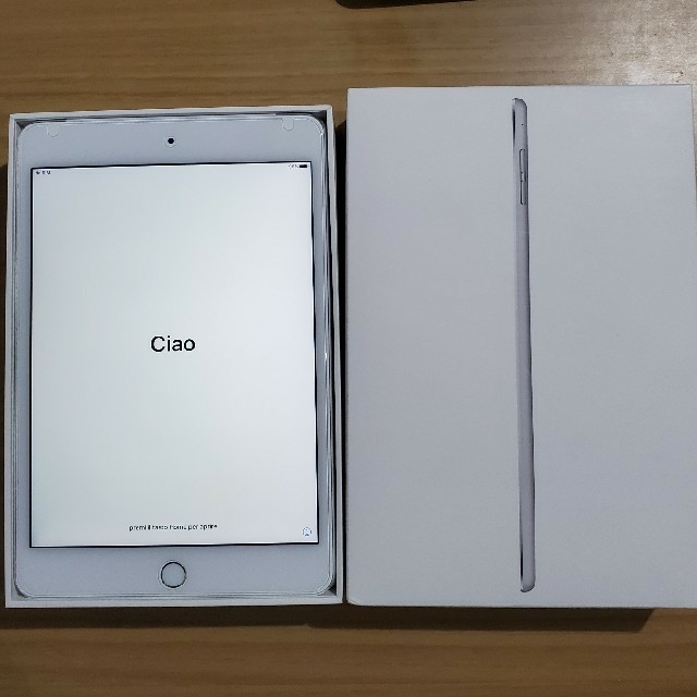 タブレットipad mini4 Cellularモデル 64GB silver