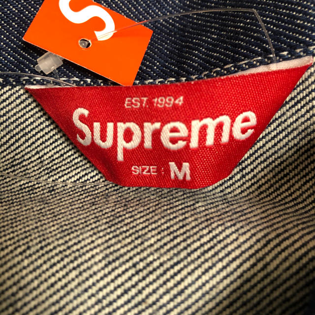 Supreme(シュプリーム)のSupreme Smurfs Denim Trucker Jacket Blue メンズのジャケット/アウター(Gジャン/デニムジャケット)の商品写真