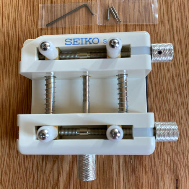 SEIKO S-212万能ケースホルダー
