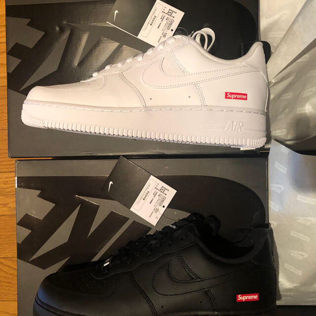 Supreme(シュプリーム)の店頭当選　supreme nike air force1 27cm 白 メンズの靴/シューズ(スニーカー)の商品写真