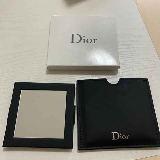 Dior(ディオール)のdiorミラー レディースのファッション小物(ミラー)の商品写真