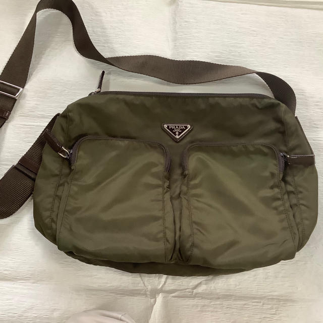 ☆白タグ付☆プラダ PRADA VELA SPORT ショルダーバッグ