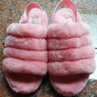 アグ(UGG)のUGG　ファーサンダル(サンダル)