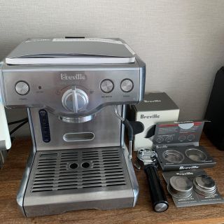 デロンギ(DeLonghi)のbreville エスプレッソマシン　800ESXL(エスプレッソマシン)