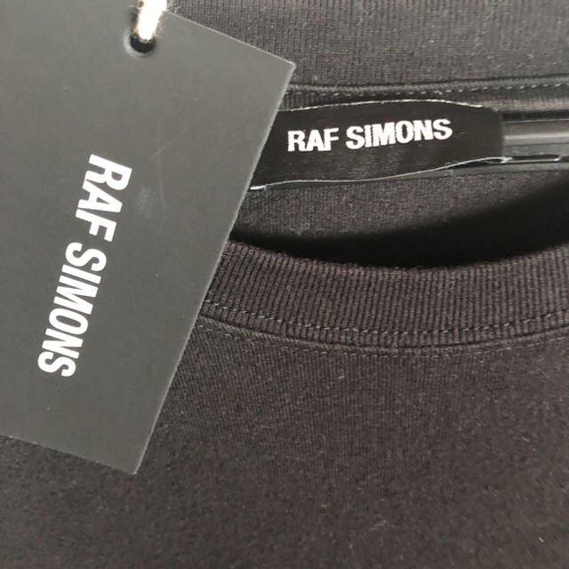 RAF SIMONS(ラフシモンズ)の【明日まで特別お値下げ】RAF SIMONS 18ss Tシャツ メンズのトップス(Tシャツ/カットソー(半袖/袖なし))の商品写真