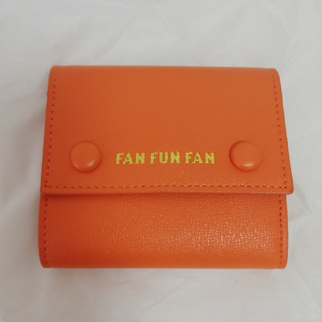 AAA(トリプルエー)のAAA ミニウォレット オレンジ レディースのファッション小物(財布)の商品写真