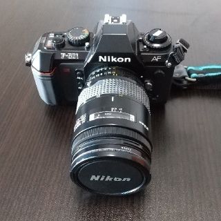 ニコン(Nikon)のNikon一眼レフカメラ(その他)