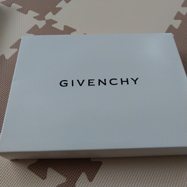 GIVENCHY(ジバンシィ)のGIVENCHY 食器セット ２５本 インテリア/住まい/日用品のキッチン/食器(食器)の商品写真