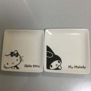 サンリオ(サンリオ)のハローキティ&マイメロディ　小皿2枚セット(食器)