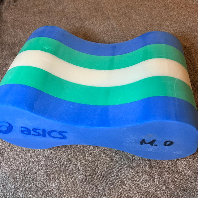 asics(アシックス)のアシックス　スイムプルブイ　水泳練習　送料込み スポーツ/アウトドアのスポーツ/アウトドア その他(マリン/スイミング)の商品写真