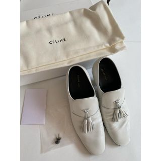 セリーヌ(celine)のceline☆セリーヌ　タッセル　パンプス　ホワイト　ヒール7㎝　36サイズ(ローファー/革靴)