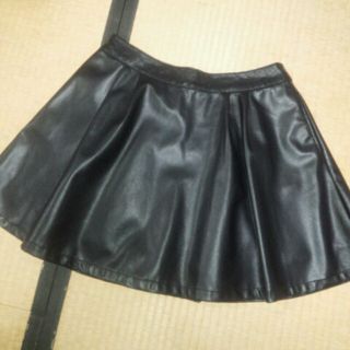 レザースカート(ひざ丈スカート)
