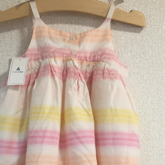 babyGAP(ベビーギャップ)のタグ付き新品未使用♡ baby GAP キャミソールワンピース 90 キッズ/ベビー/マタニティのキッズ服女の子用(90cm~)(ワンピース)の商品写真