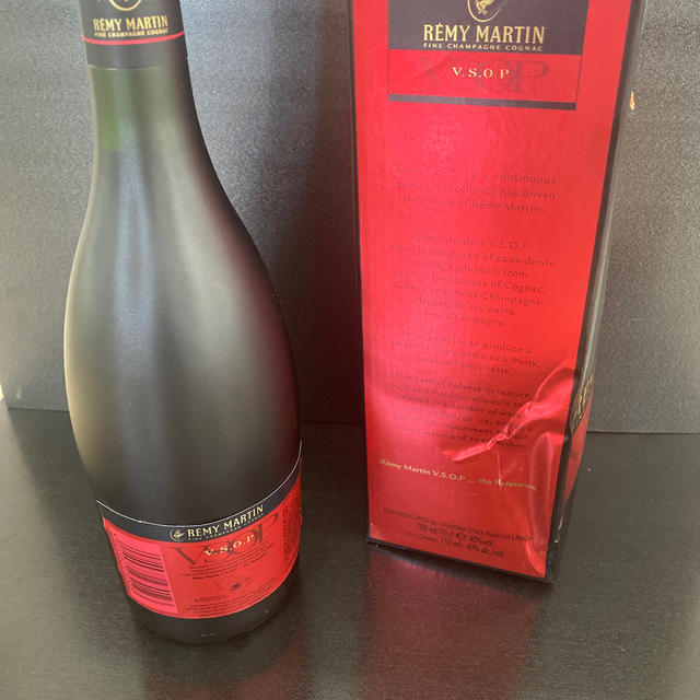 REMY MARTIN VSOP・XOミニチュアボトル付き　レミーマルタン 食品/飲料/酒の酒(ブランデー)の商品写真