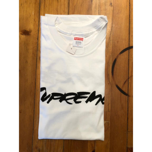 Supreme(シュプリーム)のsupreme Futura Logo Tee メンズのトップス(Tシャツ/カットソー(半袖/袖なし))の商品写真