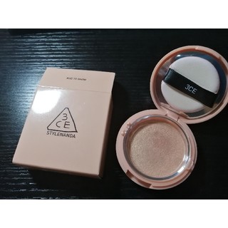 スリーシーイー(3ce)の3CE glow beam highlighter ハイライター(フェイスカラー)