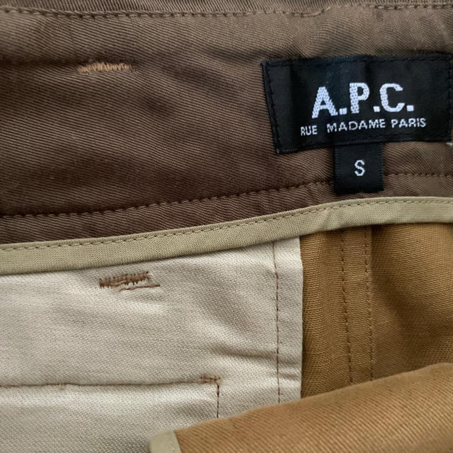 A.P.C(アーペーセー)のアーペーセーA.P.C.タイトスカート美品1回着用のみSサイズ レディースのスカート(ミニスカート)の商品写真