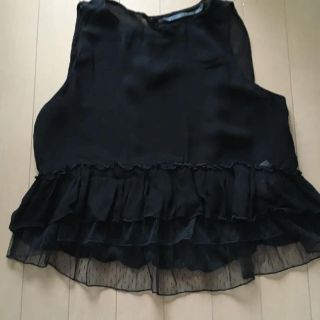 ザラ(ZARA)のZARA フリル　チュール　ノースリーブ  カットソー(カットソー(半袖/袖なし))