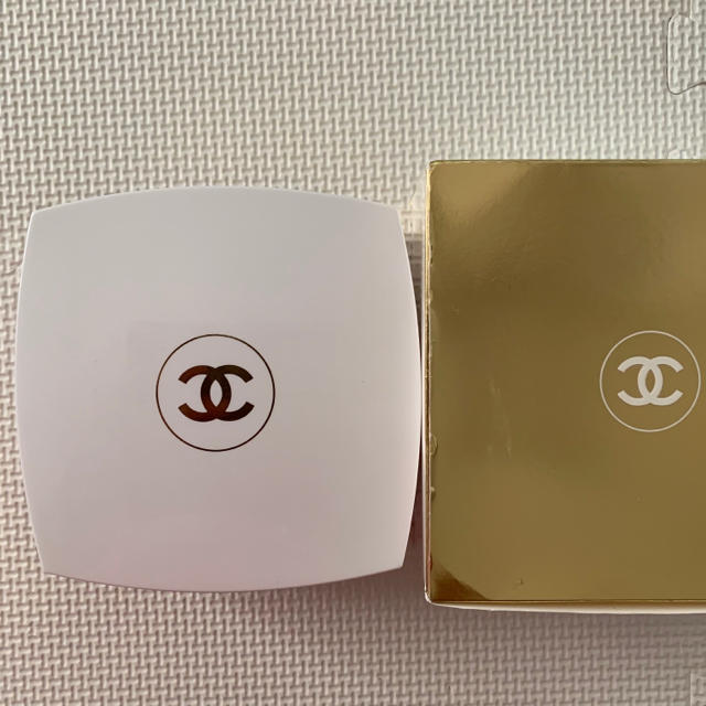 CHANEL ココマドモアゼル　フレッシュパウダー 3