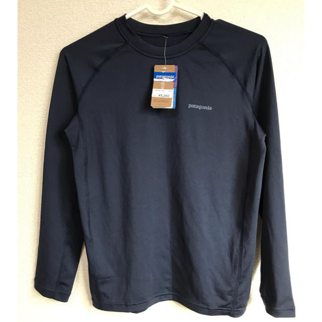 patagonia(パタゴニア)の【mika様専用】patagonia BOYS ラッシュガード レディースの水着/浴衣(水着)の商品写真