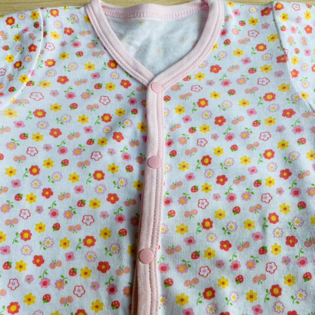 女の子　ロンパース2枚セット（60㎝） キッズ/ベビー/マタニティのベビー服(~85cm)(ロンパース)の商品写真