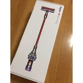 ダイソン(Dyson)のSV10KSLM スティッククリーナー Dyson V8 Slim Fluffy(掃除機)