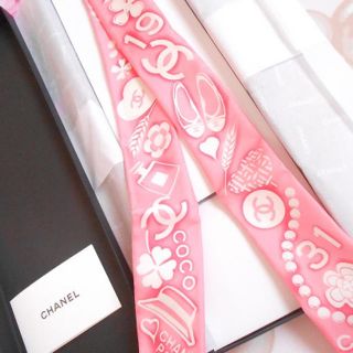 シャネル(CHANEL)の🎀CHANEL・20ssツイリーピンク🎀(バンダナ/スカーフ)