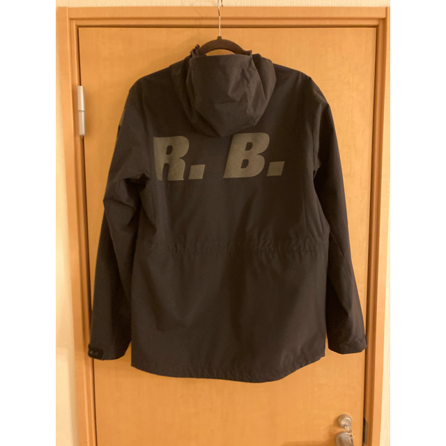 F.C.R.B.(エフシーアールビー)の18aw FCRB TOUR JACKET サイズS メンズのジャケット/アウター(マウンテンパーカー)の商品写真