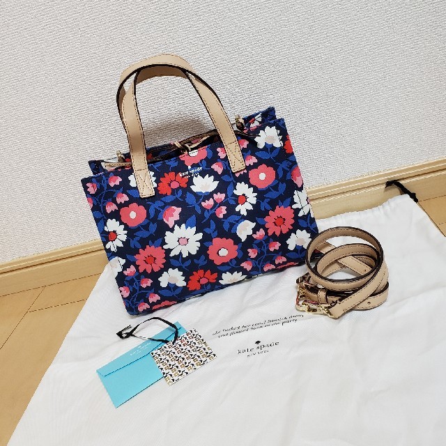 kate spade new york(ケイトスペードニューヨーク)のくみ様 専用 レディースのバッグ(ハンドバッグ)の商品写真