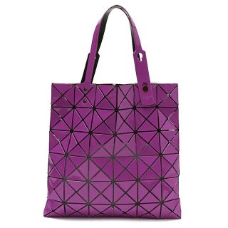 イッセイミヤケ(ISSEY MIYAKE)の★ISSEY MIYAKE人気BAOBAOトートバッグ★パープル★新品タグ付き(トートバッグ)